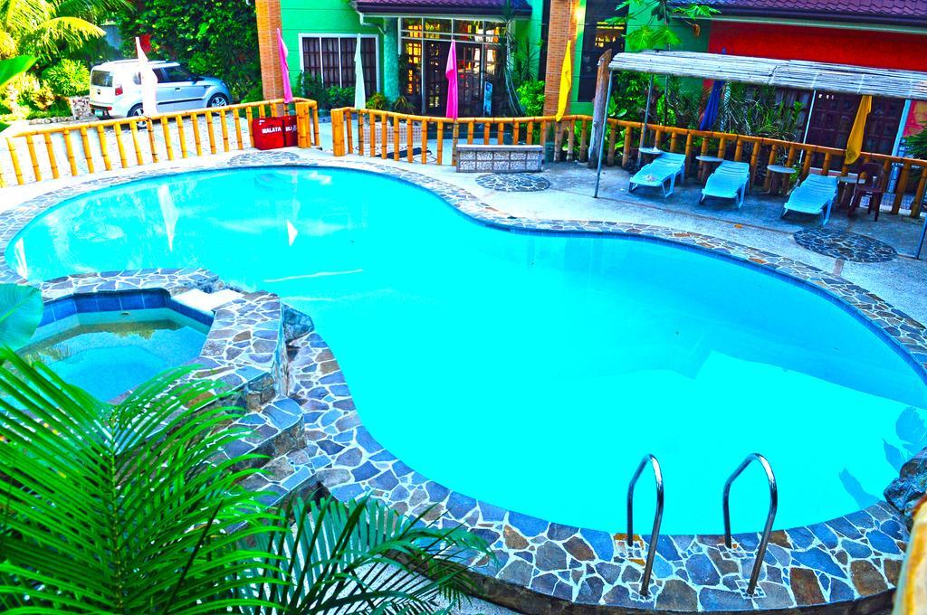 Stefanie Grace Paradise Inn Лобок Екстериор снимка