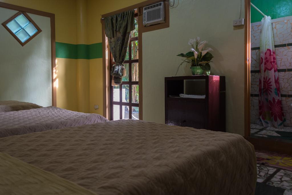 Stefanie Grace Paradise Inn Лобок Екстериор снимка