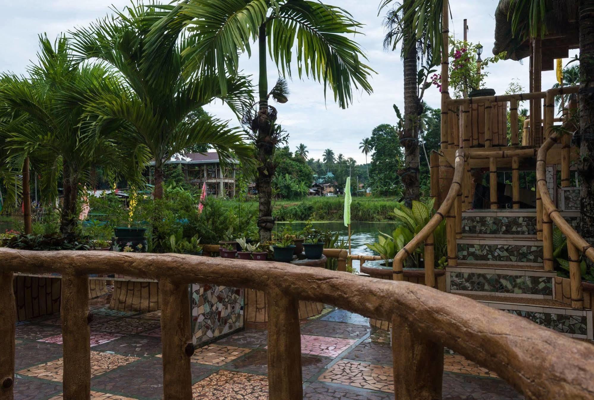 Stefanie Grace Paradise Inn Лобок Екстериор снимка