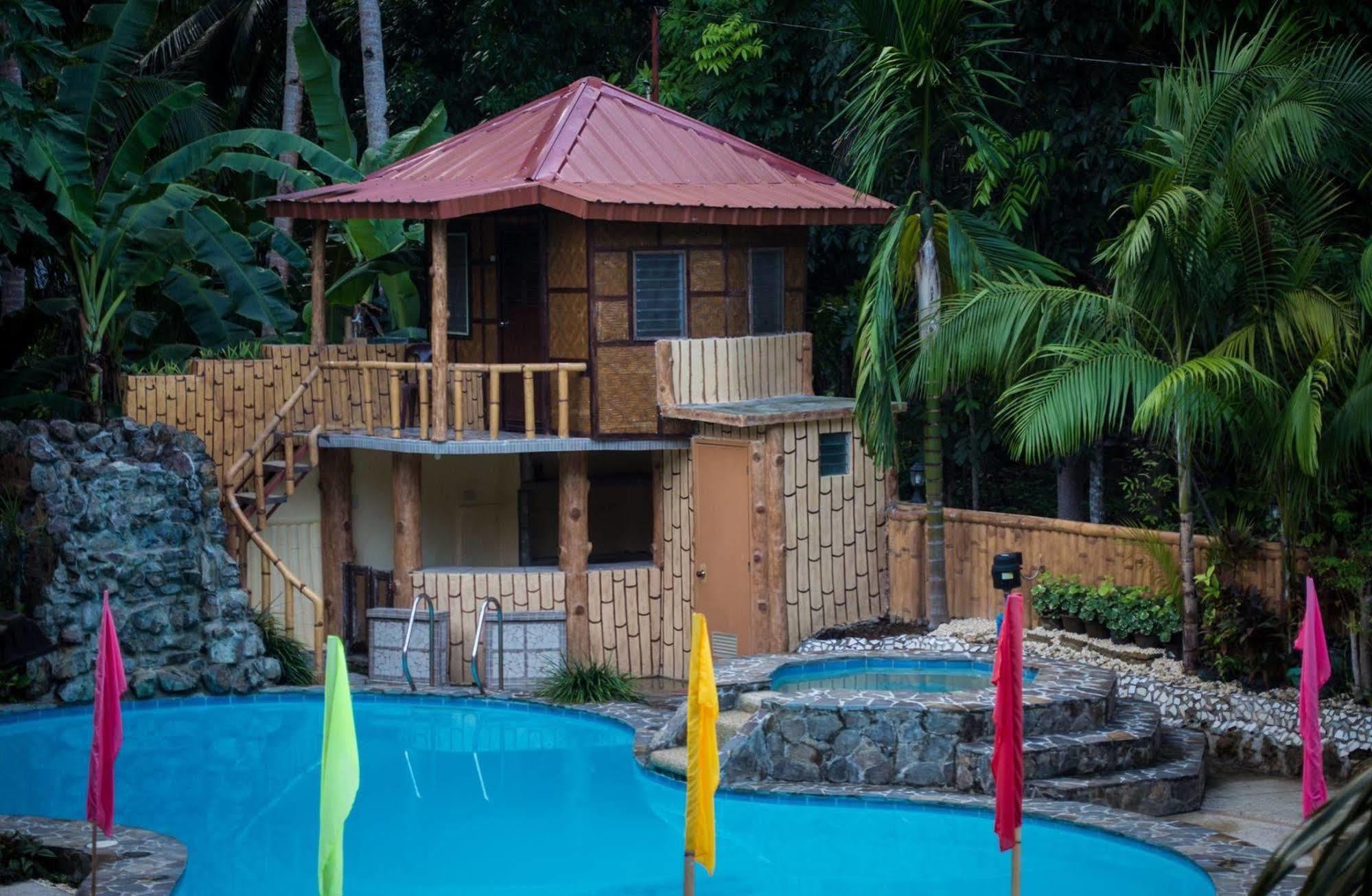 Stefanie Grace Paradise Inn Лобок Екстериор снимка